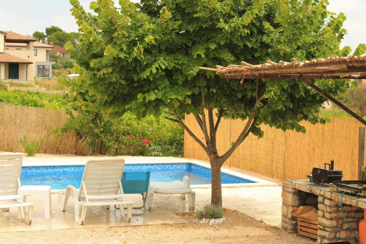 Apartman Robi Nova Vas  Екстер'єр фото